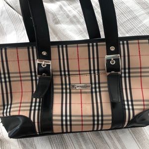 Vintage burberry purse